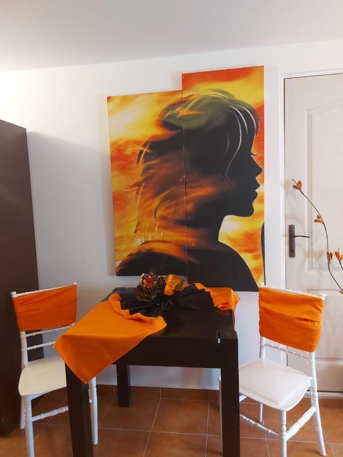 Legend Room Pucioasa Dış mekan fotoğraf